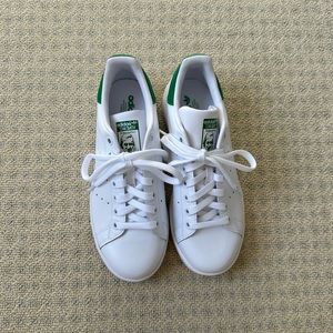 Adidas: Women’s Stan Smith